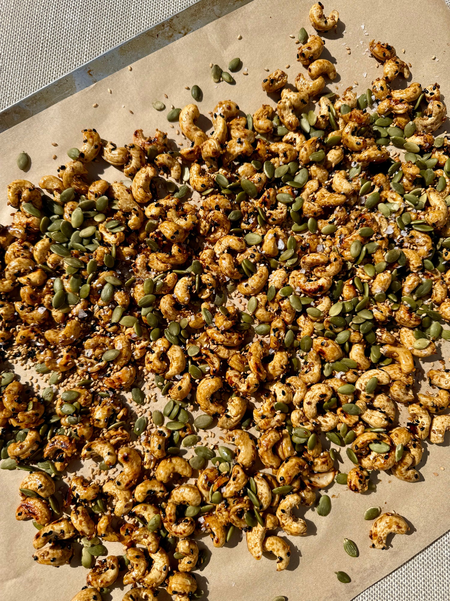 Seasoned Cashews