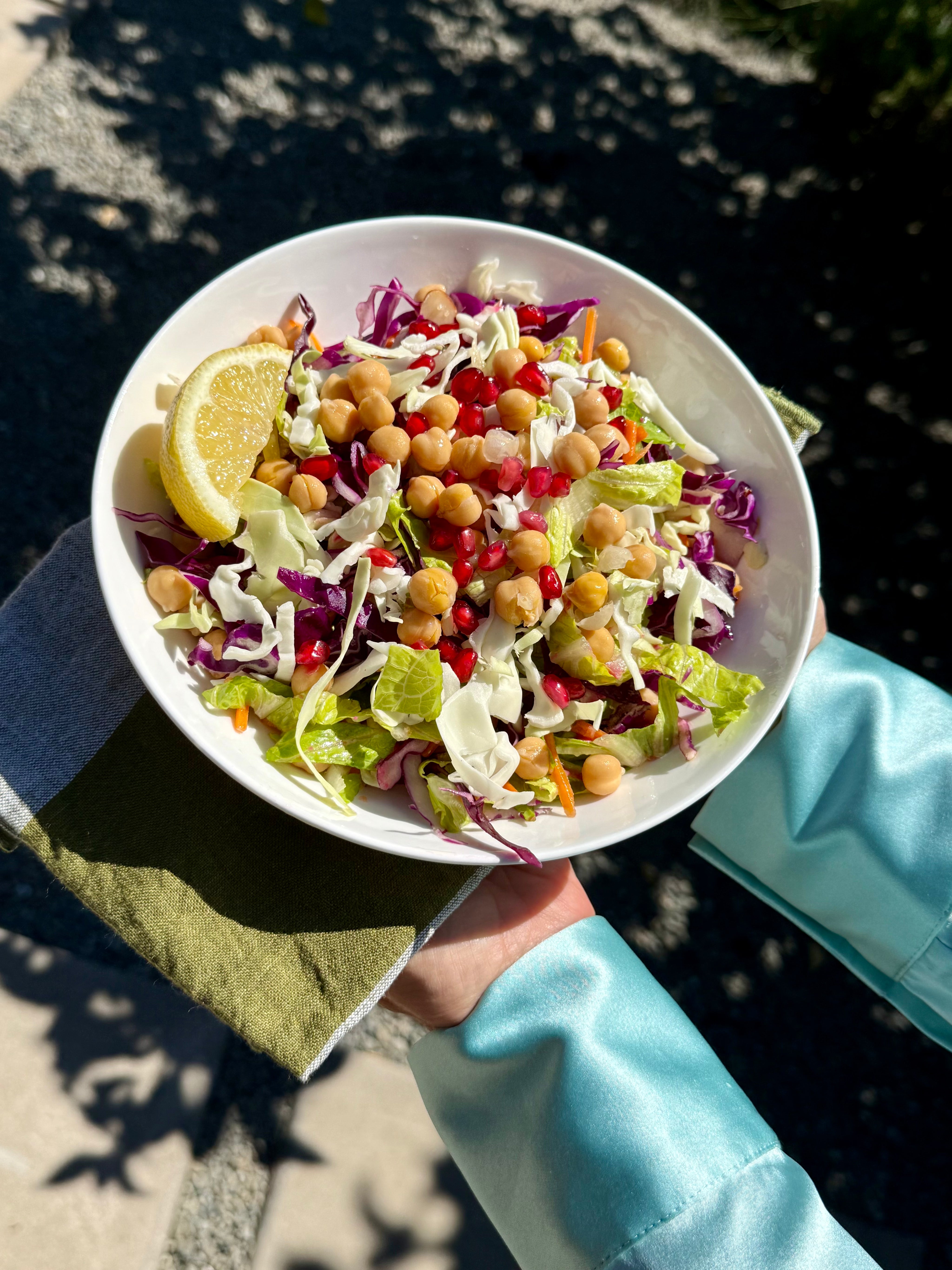 Feel Radiant.<br>
Be Nourished.